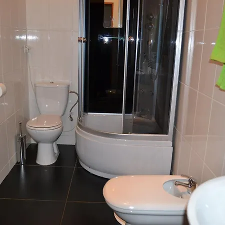 Hostel Appena & *