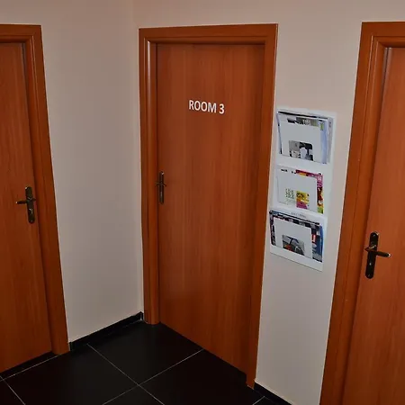 Appena & Hostel Krakau